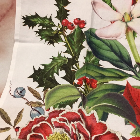 Christmas Bouquet Tulips Holiday Kitchen Towel NWT Cotton 20x28” Michel Design - Picture 4 of 16